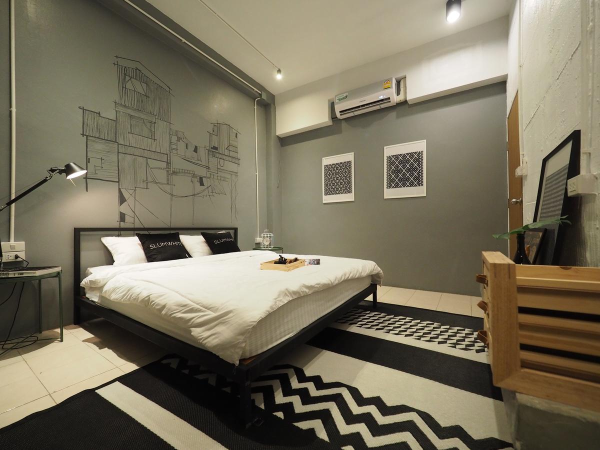 Slumwhite Hostel Bangkok Ngoại thất bức ảnh